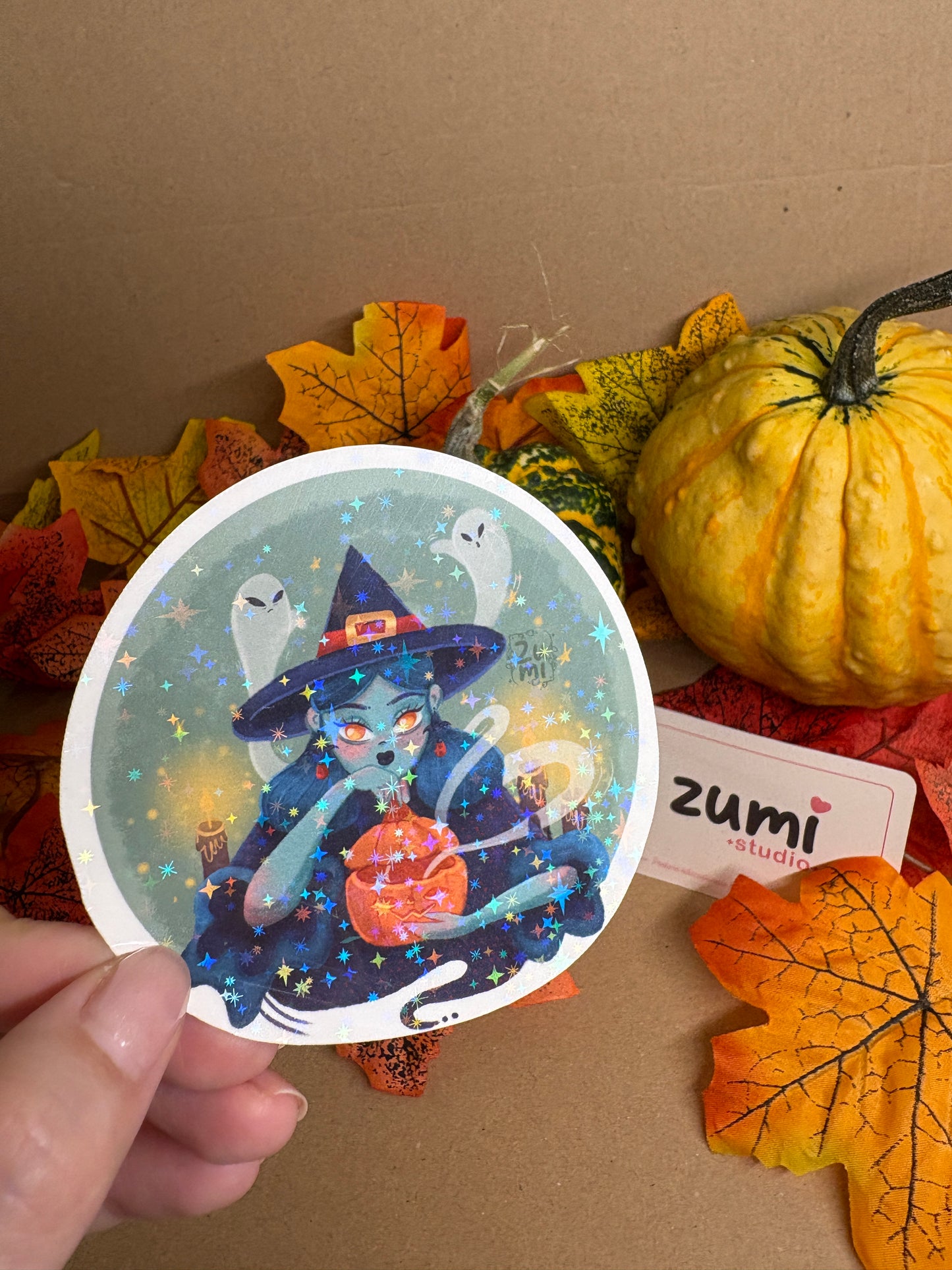 Sticker Die-cut - „Vrajitoarea misterioasă” – Holografic